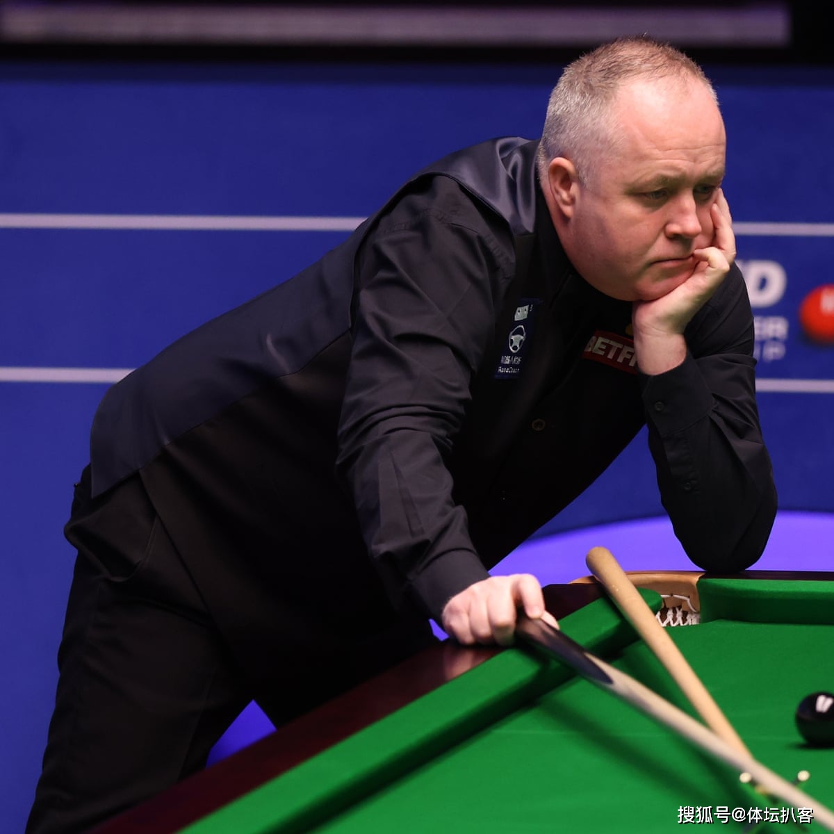 它反映了英 它反映了英