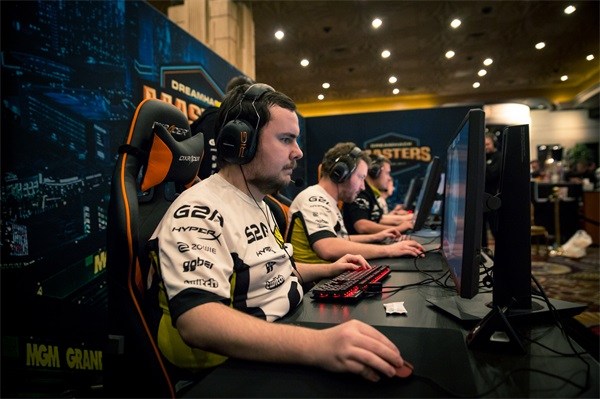 尤其值得注 尤其值得注